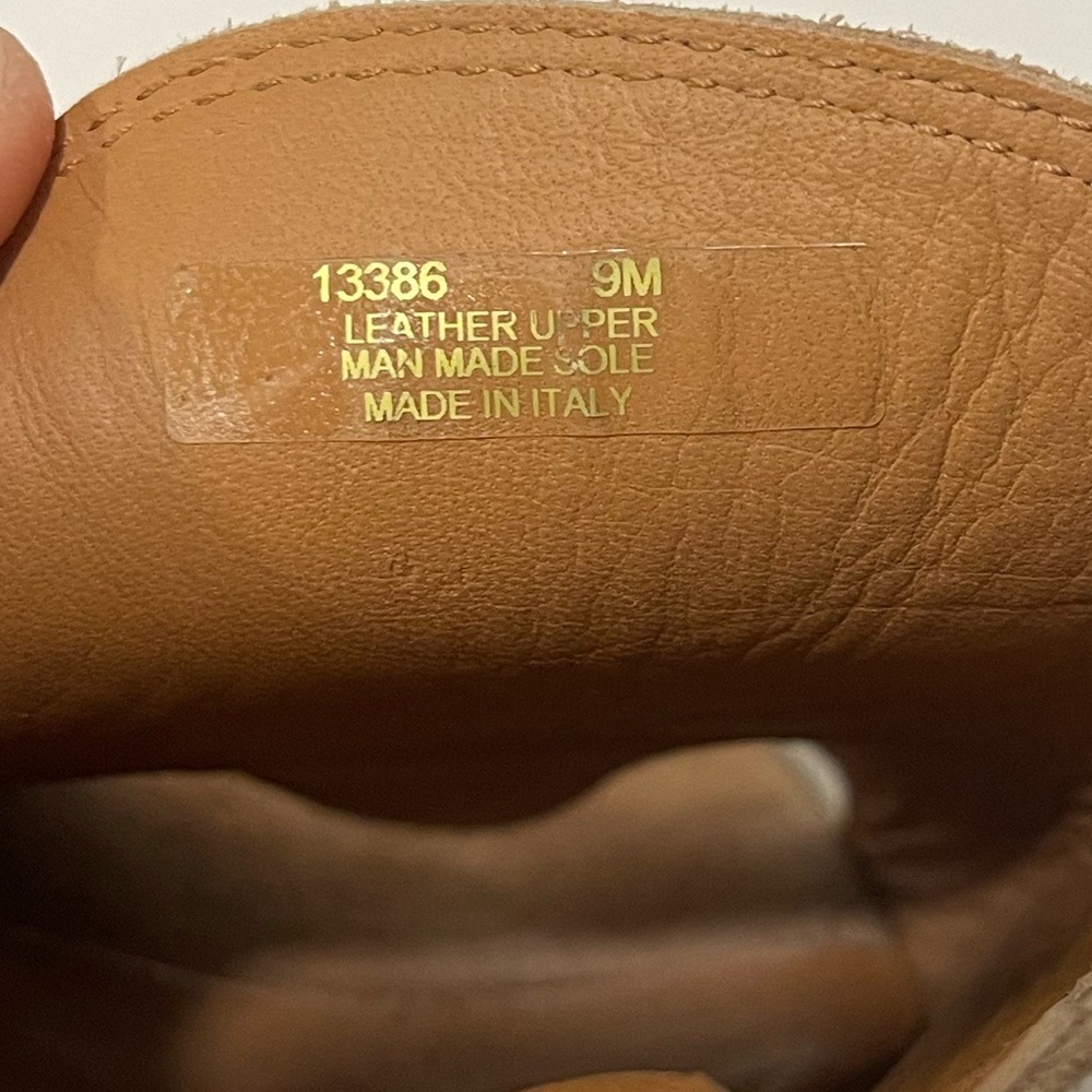 Elegant Brown Suede Mules - Picture 6 of 9